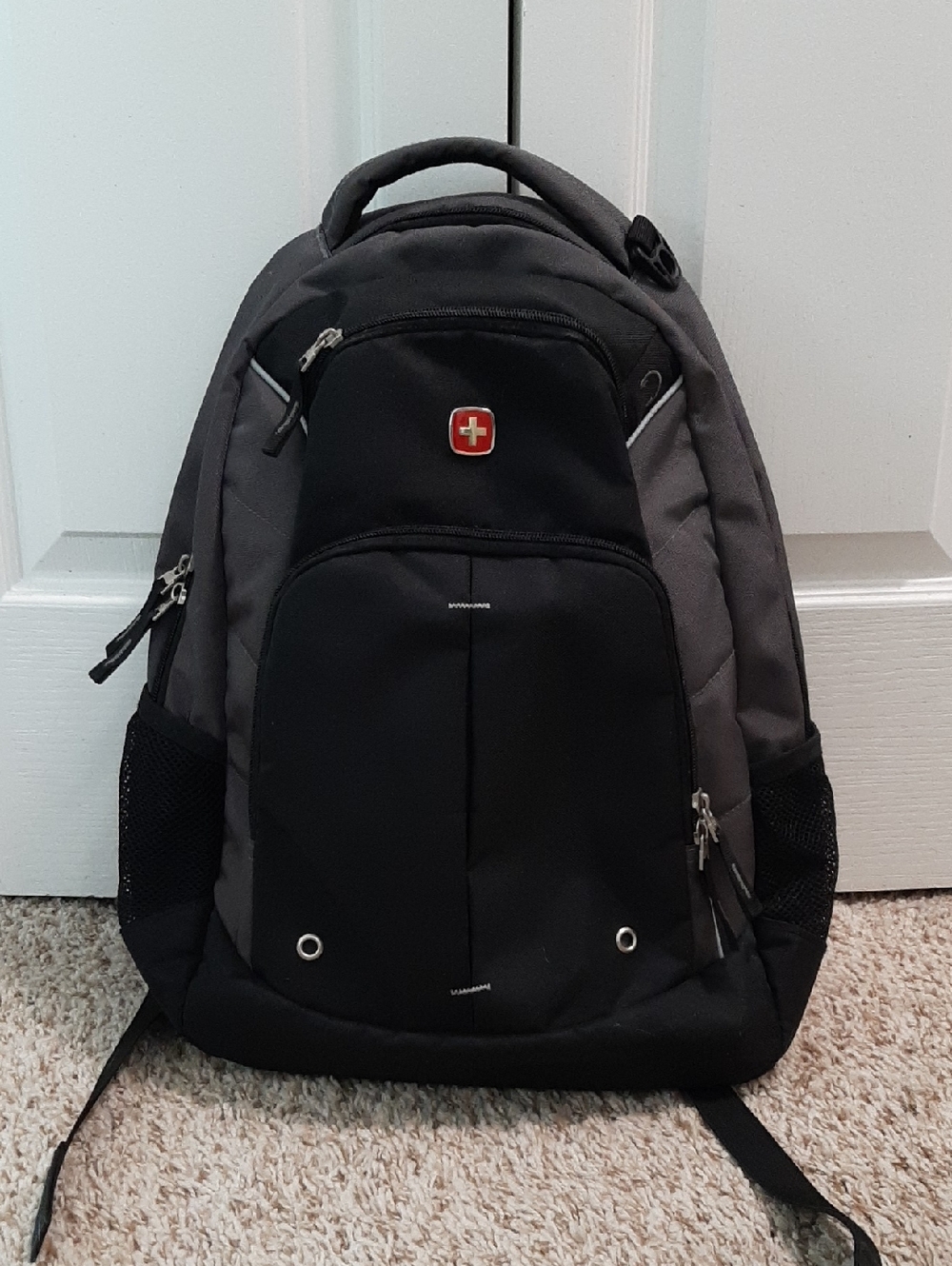 SwissGear Black and Gray Everyday Commuter Backpack